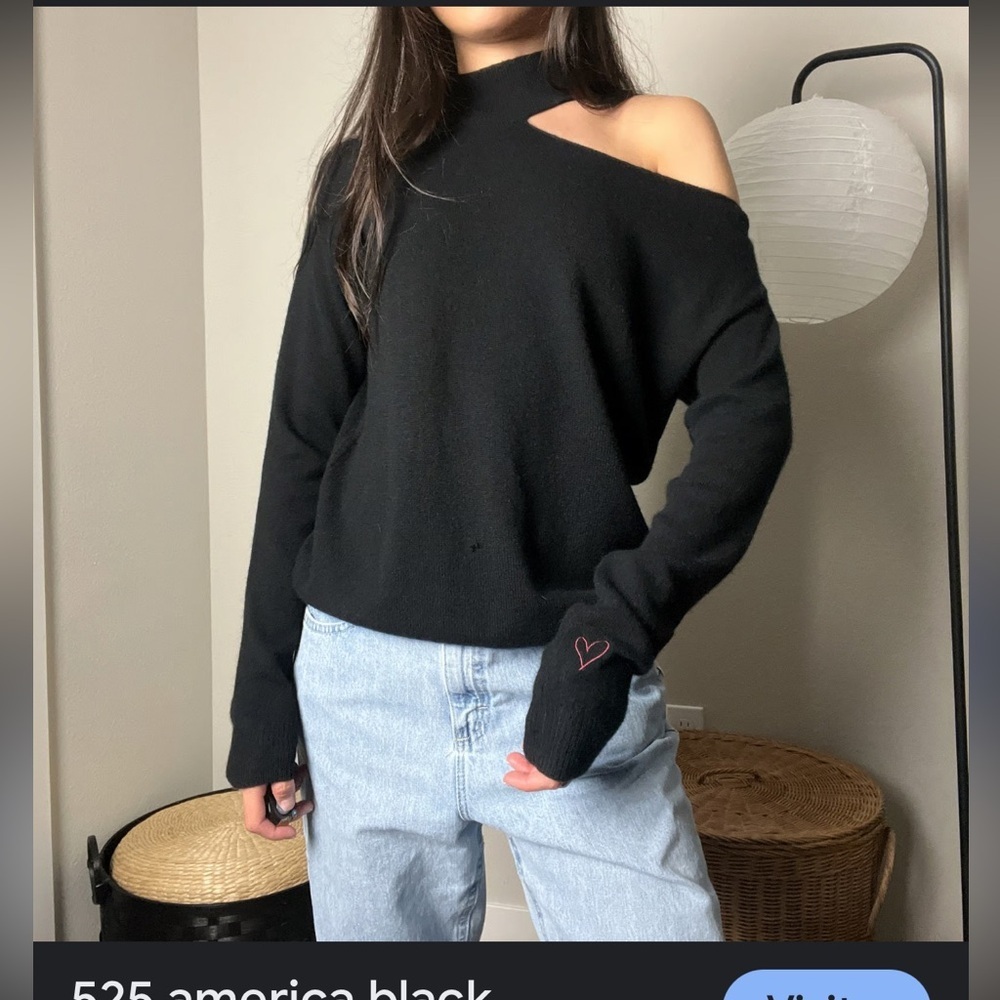 525 Black Cashmere Shoulder Cut Out Sweater w/ Embroidered Heart Detail - XS